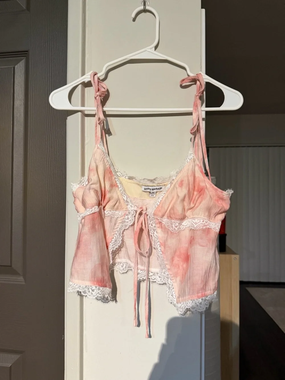 Pretty garbage Pink Tie-Dye Lace Crop Top - Picture 2 of 7